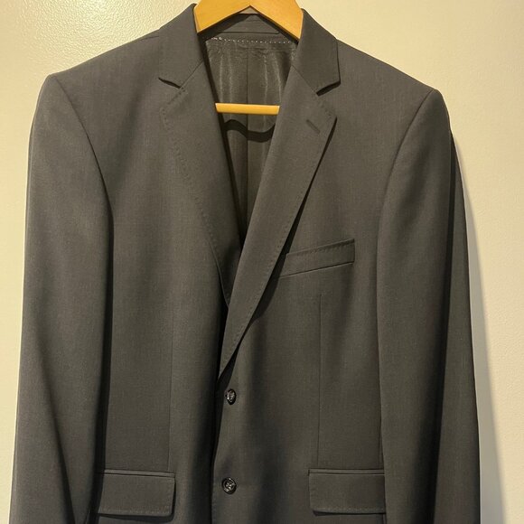 Strellson Charcoal Suit, men's size 38R Jacket and 30x32 Pants - Picture 5 of 10